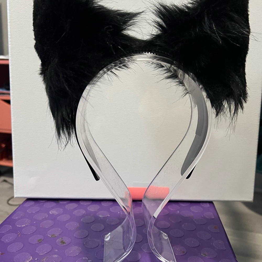 The tail company moveable ears